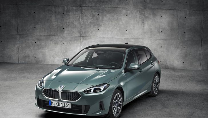 BMW Serie 1 2025: caratteristiche, design, abitacolo, versioni, motori e prestazioni - Foto 123 di 124