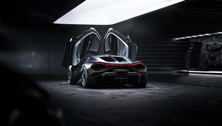 Bugatti Tourbillon: caratteristiche, design, abitacolo, motore, prestazioni, autonomia e prezzo - Foto 3 di 43