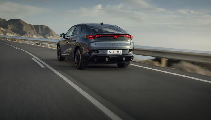 Cupra Tavascan: al via agli ordini in Italia in quattro versioni da 51.850 euro - Foto 36 di 45