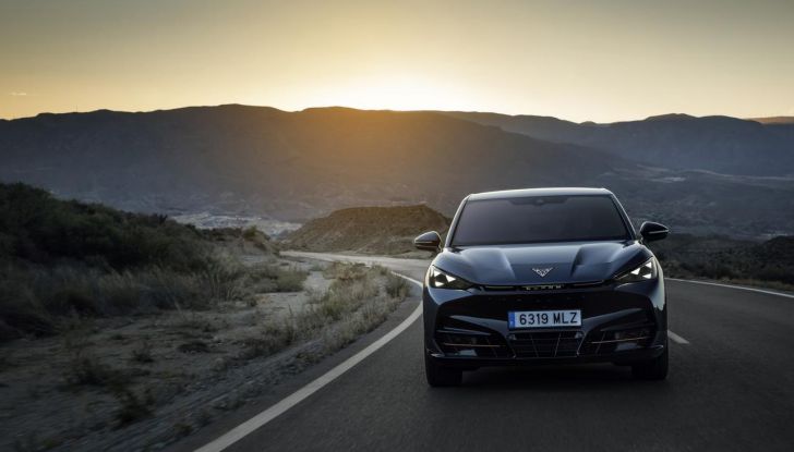 Cupra Tavascan: al via agli ordini in Italia in quattro versioni da 51.850 euro - Foto 21 di 45