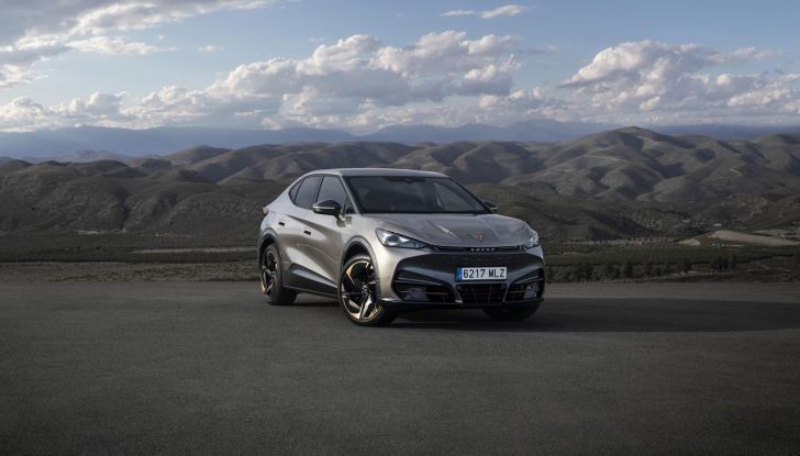 Cupra Tavascan: al via agli ordini in Italia in quattro versioni da 51.850 euro - Foto 2 di 45