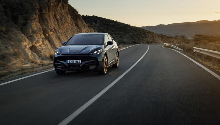 Cupra Tavascan: al via agli ordini in Italia in quattro versioni da 51.850 euro - Foto 37 di 45