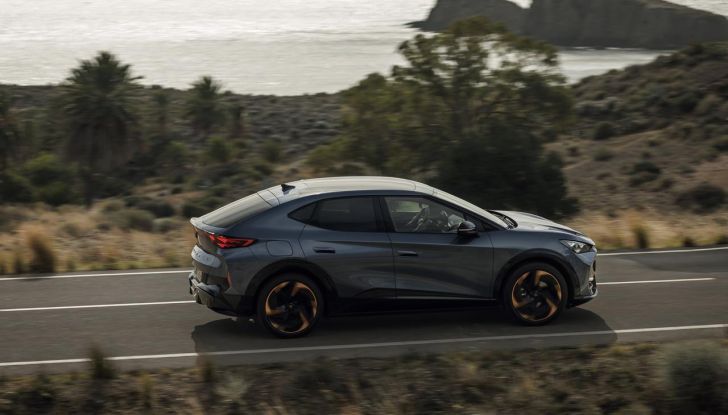 Cupra Tavascan: al via agli ordini in Italia in quattro versioni da 51.850 euro - Foto 25 di 45