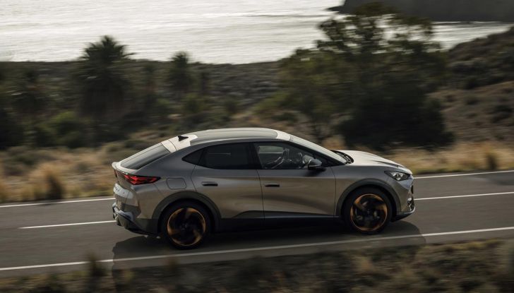 Cupra Tavascan: al via agli ordini in Italia in quattro versioni da 51.850 euro - Foto 27 di 45