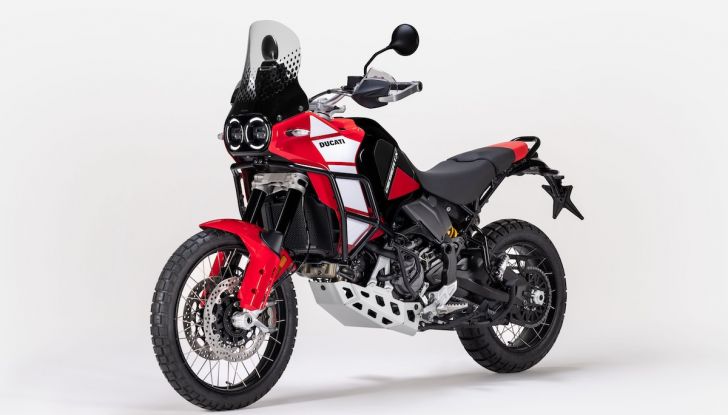 Ducati DesertX Discovery, caratteristiche tecniche e accessori - Foto 2 di 9
