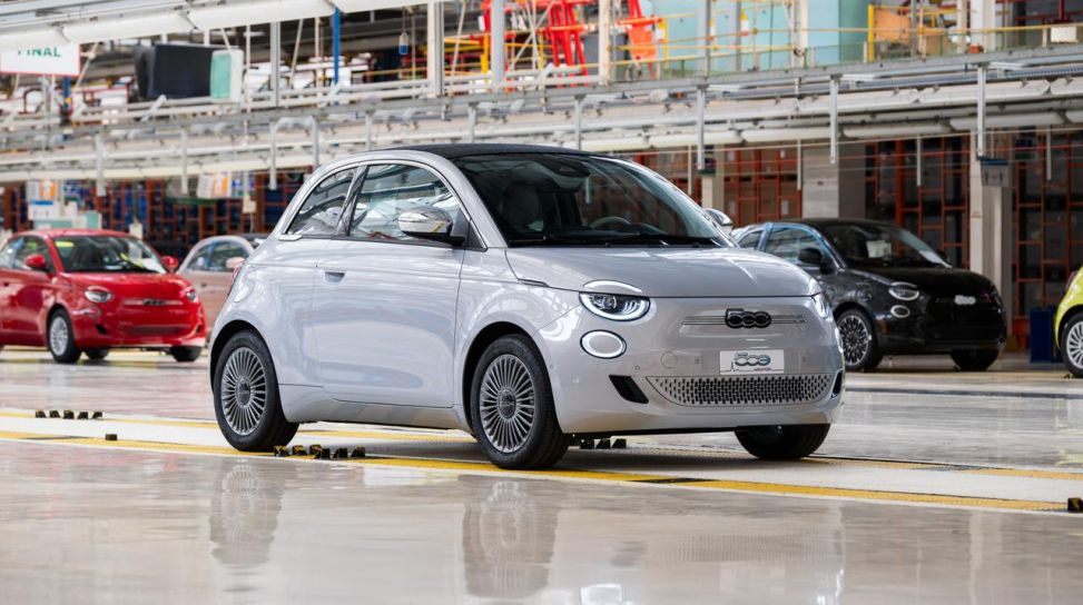 Nuova Fiat 500 Ibrida: confermato l’arrivo della nuova vettura nel 2025