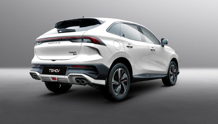 Debutta Forthing Italia: abbiamo provato il crossover ed il monovolume - Foto 18 di 111