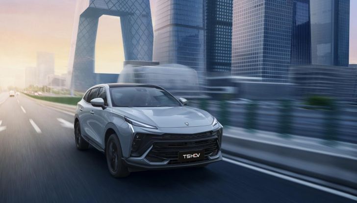 Debutta Forthing Italia: abbiamo provato il crossover ed il monovolume - Foto 7 di 111