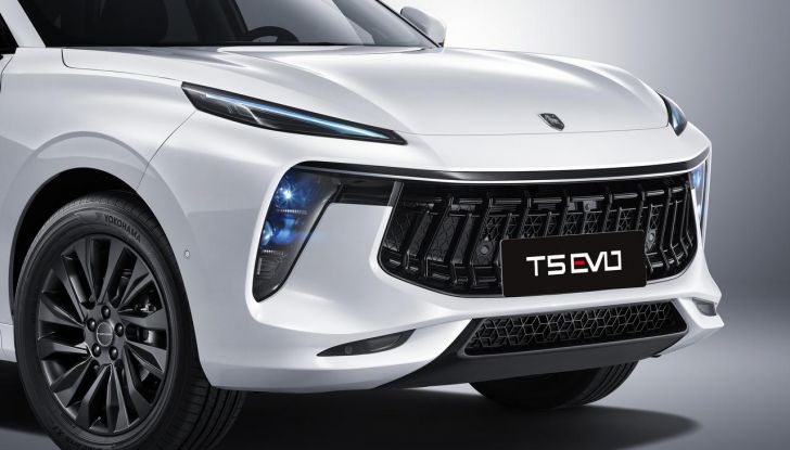 Debutta Forthing Italia: abbiamo provato il crossover ed il monovolume - Foto 88 di 111