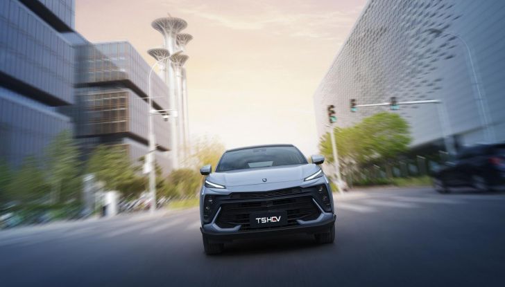 Debutta Forthing Italia: abbiamo provato il crossover ed il monovolume - Foto 103 di 111