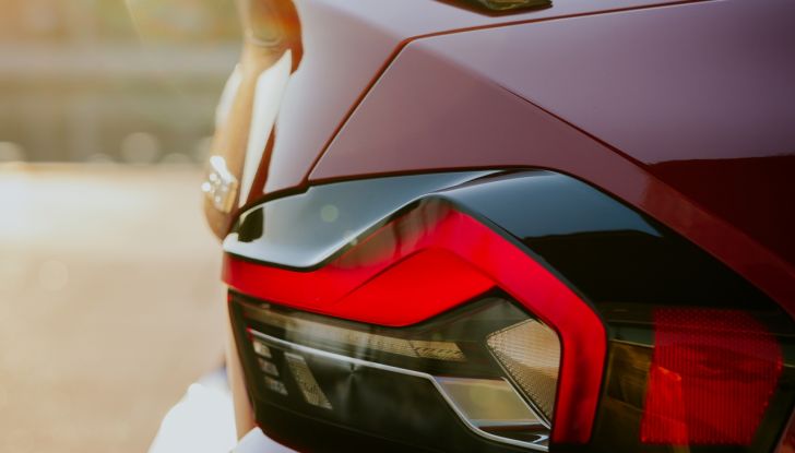 Nuova BMW Serie 2 Coupé: caratteristiche, design, abitacolo, motori, versioni e prestazioni - Foto 16 di 23