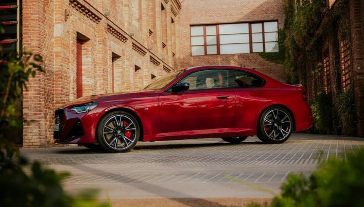 Nuova BMW Serie 2 Coupé: caratteristiche, design, abitacolo, motori, versioni e prestazioni - Foto 4 di 23