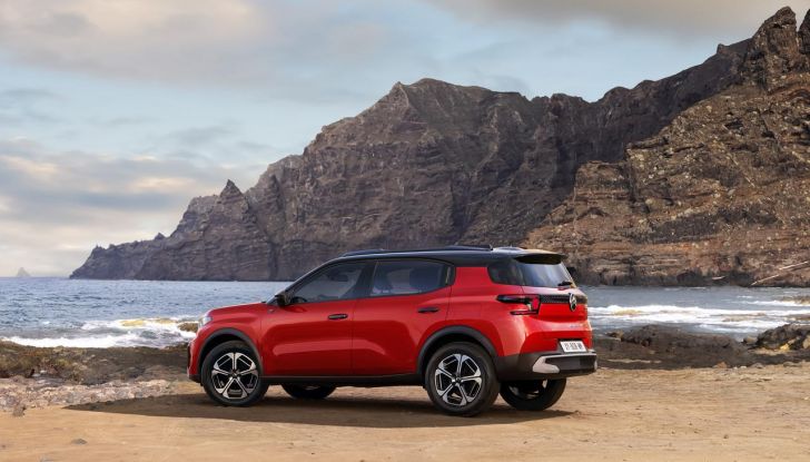Nuova Citroën C3 Aircross: caratteristiche, design, abitacolo, motori, allestimenti e prezzi - Foto 10 di 46