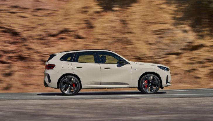 Nuovo BMW X3: caratteristiche, design, abitacolo, versioni e motori - Foto 31 di 94