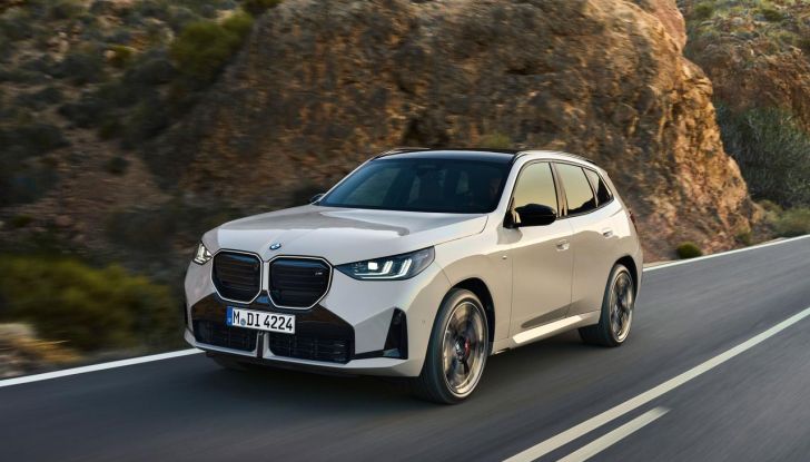 Nuovo BMW X3: caratteristiche, design, abitacolo, versioni e motori - Foto 10 di 94