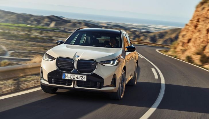 Nuovo BMW X3: caratteristiche, design, abitacolo, versioni e motori - Foto 21 di 94