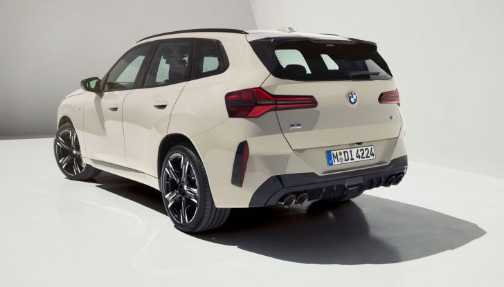 Nuovo BMW X3: caratteristiche, design, abitacolo, versioni e motori - Foto 66 di 94