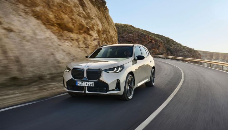 Nuovo BMW X3: caratteristiche, design, abitacolo, versioni e motori - Foto 14 di 94