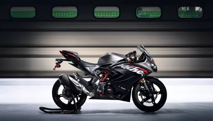 TVS Motor debutta in Italia con una gamma completa di moto e scooter - Foto 6 di 6