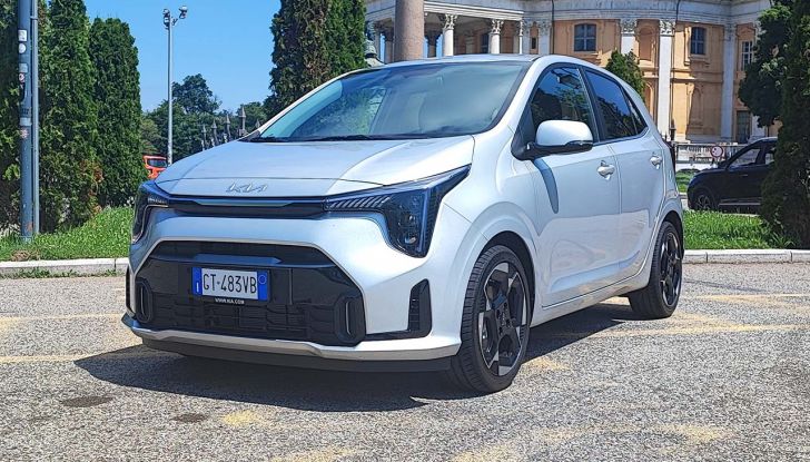 Kia Picanto 2024: prova su strada, consumi e prezzi della city car sudcoreana - Foto 1 di 20