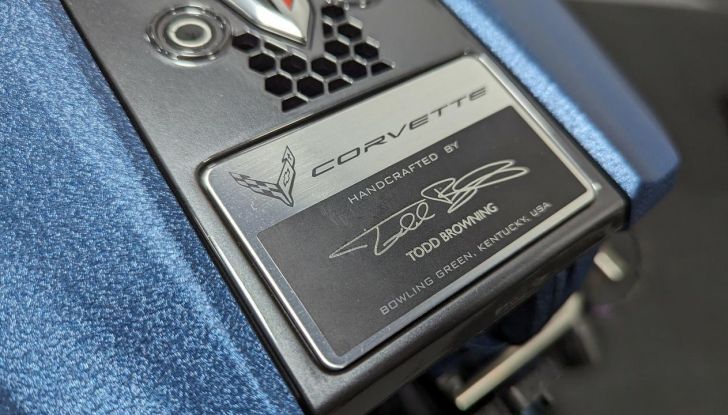 Chevrolet Corvette ZR1 2025: caratteristiche, design, abitacolo, motore, prestazioni e versioni - Foto 98 di 99