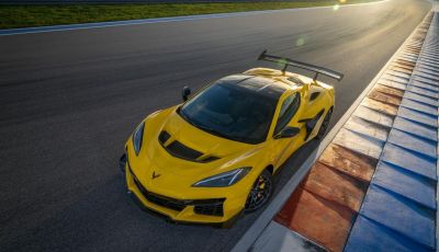 Chevrolet Corvette ZR1 2025: caratteristiche, design, abitacolo, motore, prestazioni e versioni