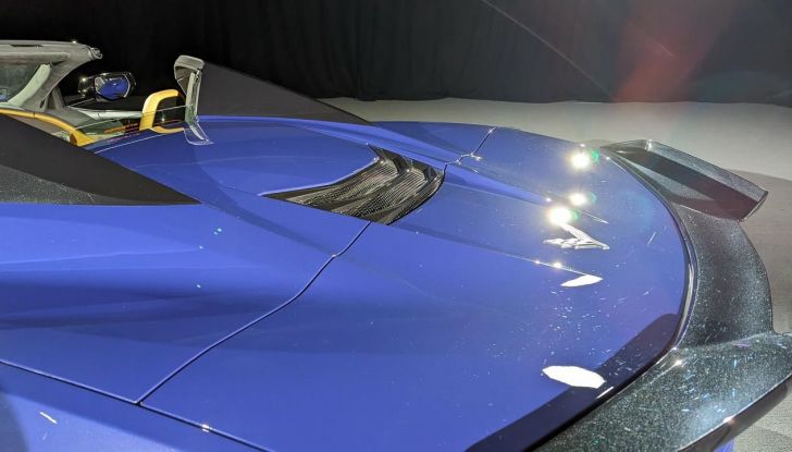 Chevrolet Corvette ZR1 2025: caratteristiche, design, abitacolo, motore, prestazioni e versioni - Foto 59 di 99