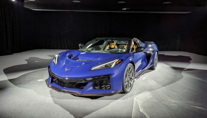 Chevrolet Corvette ZR1 2025: caratteristiche, design, abitacolo, motore, prestazioni e versioni - Foto 64 di 99