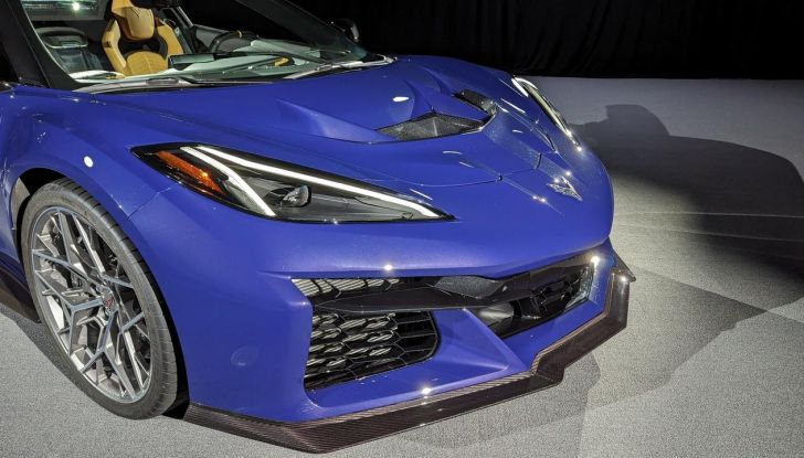 Chevrolet Corvette ZR1 2025: caratteristiche, design, abitacolo, motore, prestazioni e versioni - Foto 63 di 99
