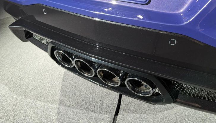 Chevrolet Corvette ZR1 2025: caratteristiche, design, abitacolo, motore, prestazioni e versioni - Foto 57 di 99