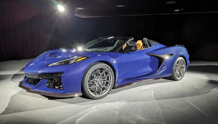 Chevrolet Corvette ZR1 2025: caratteristiche, design, abitacolo, motore, prestazioni e versioni - Foto 67 di 99