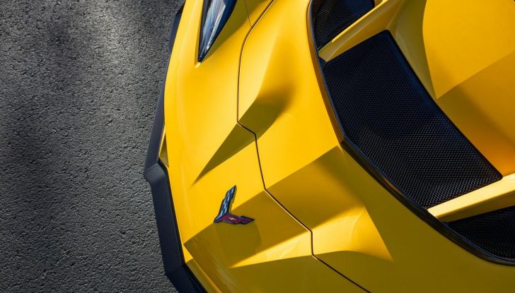 Chevrolet Corvette ZR1 2025: caratteristiche, design, abitacolo, motore, prestazioni e versioni - Foto 11 di 99