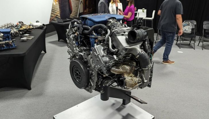 Chevrolet Corvette ZR1 2025: caratteristiche, design, abitacolo, motore, prestazioni e versioni - Foto 87 di 99