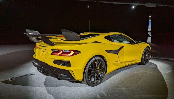 Chevrolet Corvette ZR1 2025
