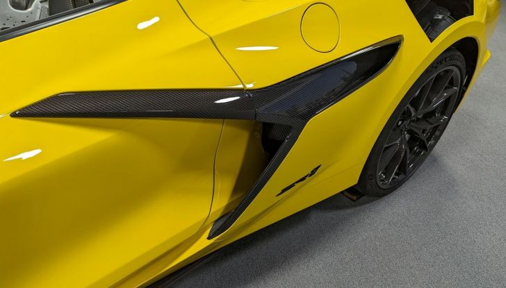 Chevrolet Corvette ZR1 2025: caratteristiche, design, abitacolo, motore, prestazioni e versioni - Foto 83 di 99