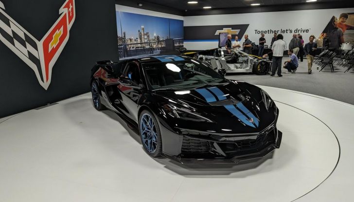 Chevrolet Corvette ZR1 2025: caratteristiche, design, abitacolo, motore, prestazioni e versioni - Foto 23 di 99