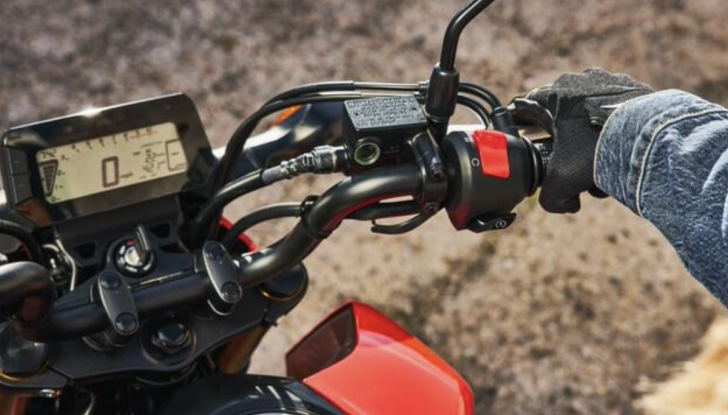 Honda MSX 125 Grom 2025: la streetfighter tascabile si rinnova - Foto 3 di 21