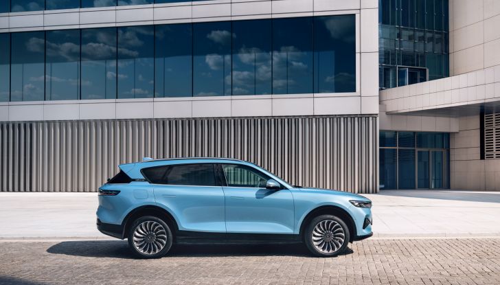 Voyah Free: debutto italiano per il nuovo SUV elettrico da 489 CV - Foto 11 di 15