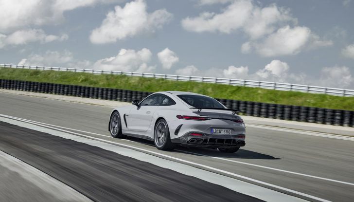 Mercedes-AMG GT 63 Pro