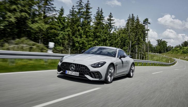 Mercedes-AMG GT 63 Pro: caratteristiche, design, motore e prestazioni - Foto 11 di 37
