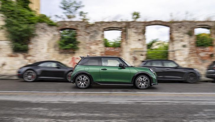 Mini Cooper S: debutta la nuova versione John Cooper Works - Foto 19 di 41