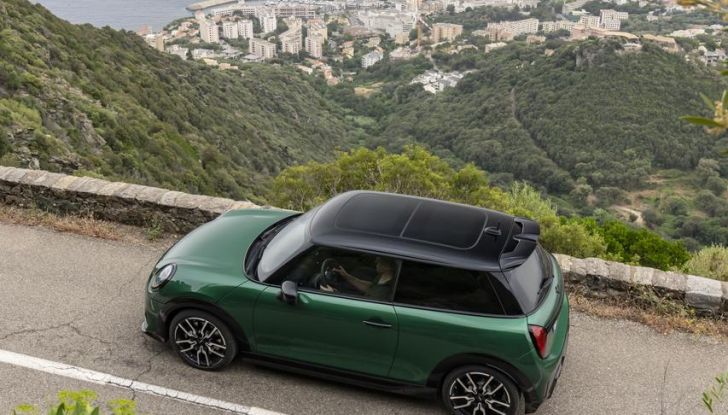 Mini Cooper S: debutta la nuova versione John Cooper Works - Foto 3 di 41