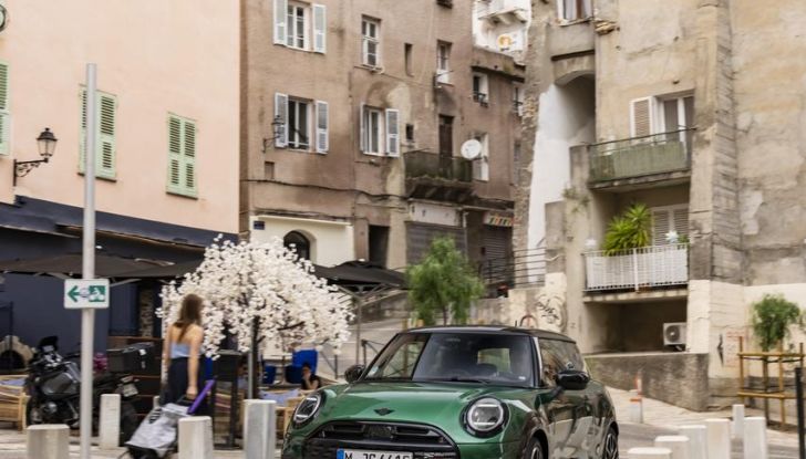 Mini Cooper S: debutta la nuova versione John Cooper Works - Foto 8 di 41