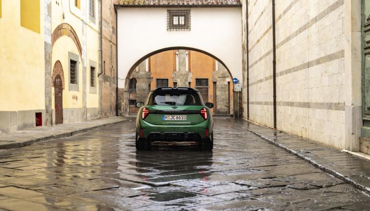 Mini Cooper S: debutta la nuova versione John Cooper Works - Foto 32 di 41