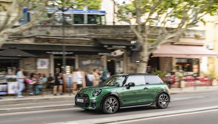 Mini Cooper S: debutta la nuova versione John Cooper Works - Foto 9 di 41