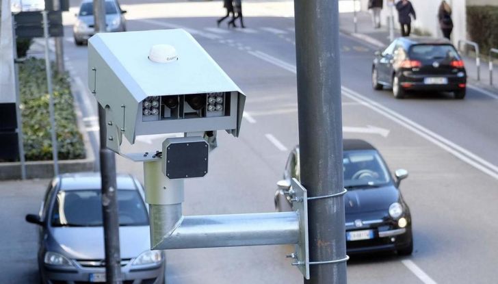 Multa semaforo rosso