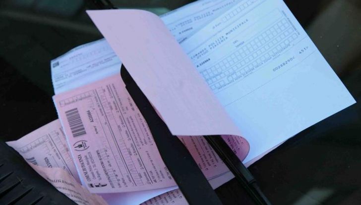 Multe divieto di sosta