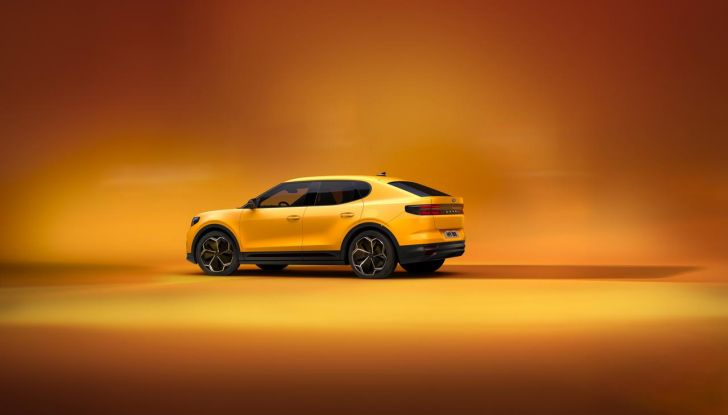 Nuova Ford Capri: caratteristiche, design, abitacolo, motori, versioni e autonomia - Foto 38 di 45