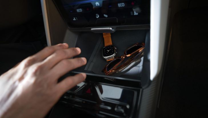 Nuova Ford Capri: caratteristiche, design, abitacolo, motori, versioni e autonomia - Foto 12 di 45