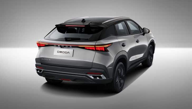OMODA 5, caratteristiche tecniche e motori del nuovo SUV - Foto 6 di 27